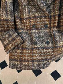 女士宽松格子翻领纽扣休闲长袖外套，带口袋，适合秋、冬、春季穿着。