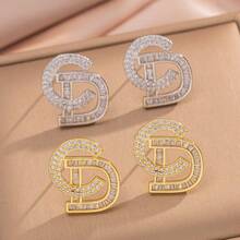 2pcs/Set 2025 New Minimalist CD Letter Luxury Sparkling Stud Earrings, Versatile & Elegant Earrings - Letter CD Earrings - View 1