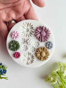 1pc Daisy Silicone Mold, Candle Mold, Soap Mold, Resin Molds, DIY Soft Pottery Clay Drop Glue Decorative Mold, Hand Decorative Art Tools, Jewelry Making, DIY Crafts, Home Decor