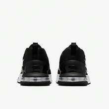 Nike Air Max 缓震男士跑步鞋，新款 AIR MAX 鞋型，舒适贴合脚型，适合通勤和运动，黑白百搭休闲运动鞋，必备畅销款 FQ1833-001 - 黑與白 - 查看 2