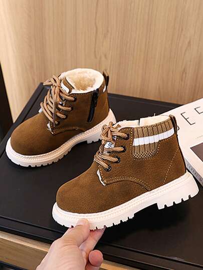 1 双儿童秋冬雪地靴，全新系带拉链设计，厚实保暖，轻便时尚户外雪地靴