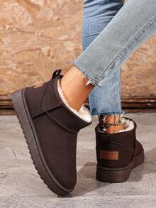 Modne buty damskie w jednolitym kolorze z grubą podeszwą, trampki na platformie, buty do chodzenia na świeżym powietrzu, uniwersalne buty materiałowe, ciepłe krótkie buty z podszewką, futrzane buty, minimalistyczne, duże, brązowe śniegowce w kolorze kawy, wsuwane buty na święta, futrzane buty