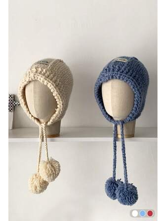 1 st. stickad öronlappsmössa i mohairtyg med liten logotyp och pom-pom för kvinnor, höst/vinter, tjock och varm pelsmössa, söt och mångsidig
