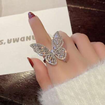 1pc Hollow Butterfly Ring, Exaggerated Finger Ring Non-Fading Accessory, Fashion Jewelry For Wedding & Events, Adjustable Opening