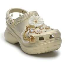 Crocs 2026新款女士拖鞋/凉鞋  骨白色 闪亮珍珠花朵 休闲舒适一脚蹬鞋 211519-2Y2 - 骨白色 - 查看 9