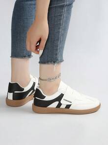 Giày thể thao chạy bộ nhẹ thời trang thường ngày cho nữ cỡ lớn 36-41 mới dành cho học sinh - Đen và trắng - Xem 6