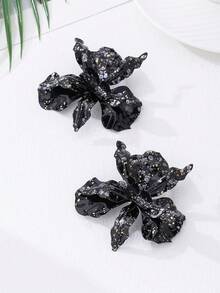 1 Pair Exaggerated Elegant Floral Metal Black Gold Earrings, Fashion Versatile, Suitable As Gift, Party, Banquet Or Daily Wear - Black Gold Vintage Large Flower Earrings - View 3