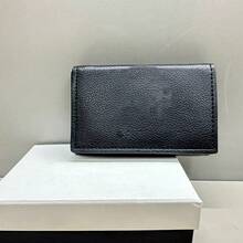 Classic Color Combination, Simple Yet Elegant. Textured Leather, Exquisite Details, Can Hold Daily Essentials, And Can Also Hold Fashionable Attitude. It Is An Excellent Item For Enhancing Your Dressing Style~