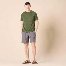 Essentials Men's UPF 50 Quick Dry Short Sleeve Swim Shirt - 酒紅色 - 查看 5