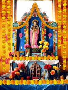 1 pieza/2 piezas/3 piezas/4 piezas Guirnalda de caléndula para decoración, 5 pies de largos hilos artificiales de flores de caléndula amarillas y naranjas para decoración del hogar para Diwali, Pooja, Día de los Muertos, bodas y eventos navideños