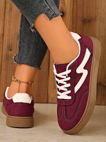 Women's Casual Yellow Sneakers, Comfortable Flat Casual Shoes, Breathable Walking Shoes, Fashionable Breathable Shoes - Red - View 3