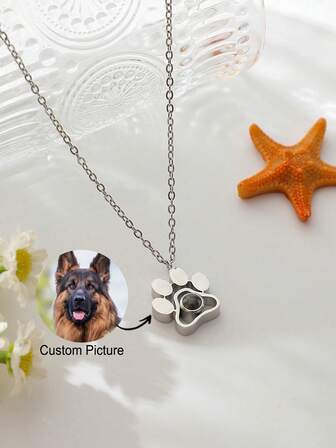 1 pieza Collar con proyección de foto personalizada de la pata de mascota, colgante minimalista de la pata del perro, joyería conmemorativa de mascota, regalo de Navidad/Día de la Madre para ella Gato, Perro Elegante, Moda de otoño, Contratado, Simple, Casual Personalizado, Personalizado, Regalos únicos ideales para ella Novia, Mamá, Familia, Amigos, Hija, Abuelos para Aniversarios, para el Día de San Valentín, para el Día de la Madre, para Cumpleaños, para Graduación, para Bodas, para Uso Diario, Collares de Moda Personalizados con Foto, Elegante Otoño, Negro, Plata, Oro, Elegante, Colorido, Vintage, Simple, Unisex, Casual, Lindos, Personalizado, Único, Regalos Ideales para Él, Regalos Ideales para Ella, Ella, Novio, Novia, Papá, Mamá, Familia, Amigos, para Aniversarios, para Cumpleaños, para Graduación, para Baile de Graduación, para Fiesta, Glamour de Año Nuevo