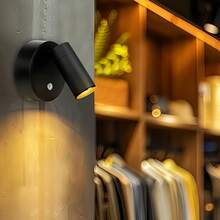 2 件/1 件智能 LED 磁吸壁灯，USB 充电，金属触控，角度可调，LED 聚光灯，3 种照明模式（白光/暖光/中性光），适用于卧室、餐厅、派对、展览、车库、宿舍、艺术装饰、阅读、展示、植物照明、床头灯、生日礼物