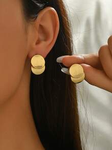 1 Pair Layered Round Hoop Earrings, Elegant Gold-Tone With Refined Textured Surface, Chic And Stylish Accessory - Yellow Gold - View 6