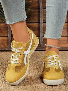 Zapatillas de malla para mujer, zapatos casuales de verano transpirables y ligeros de slip-on para correr