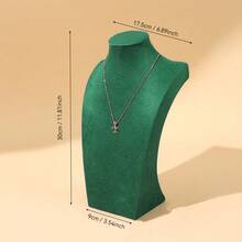 1 件天鹅绒项链展示架，人体模型胸围珠宝架，柜台展示道具项链架