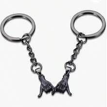 1 par, llavero personalizado para parejas, iniciales personalizables, romántico, grabado con láser, adecuado para llaves, bolsas, colgantes, se puede usar como regalo, Día de San Valentín, Halloween, Navidad