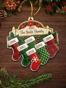 Décoration de Noël personnalisée de bas de Noël de famille avec 2 à 8 noms personnalisés. Décoration festive de vacances 2025, cadeau souvenir pour les parents, grands-parents, amis. Parfait pour le sapin de Noël, la décoration de la maison, ornement personnalisé pour les rassemblements en famille - Multicolore - Voir 8