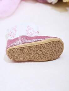 Yibubu Pink Baby Shoes Western Boots Infant Boots Vintage Embroidered Pattern Flat Shoes High-Top Non-Slip First Walking Shoes Outdoor Sports Boots For Infants And Toddlers Spring/Autumn - 粉色 - 查看 8