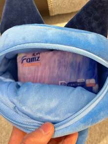 Bluey حقيبة ظهر مطبوع عليها رسوم كرتونية من مسلسل "بلوي"، حقيبة قماشية للطلاب، حقيبة مدرسية خفيفة الوزن، حقيبة ظهر، حقيبة مدرسية كرتونية كبيرة السعة، حقيبة مدرسية خفيفة للاستخدام اليومي. مناسبة كهدية صغيرة لمناسبات الهالوين وعيد الشكر والكريسماس وتجمعات العائلة والأصدقاء