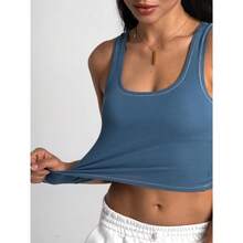 Camiseta de mujer de costilla con acolchado, top de entrenamiento de cuello cuadrado, top corto ajustado, camiseta básica de tirantes - Zarpar - Ver 5