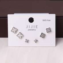 3 أزواج أقراط على شكل زهرة برؤوس 4 بتلات متوهجة بحجارة راين صغيرة وأنيقة، مناسبة للاستخدام اليومي في عيد الحب