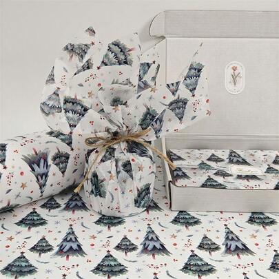 60/30/10 圣诞姜饼人薄纸 - 20x34 英寸姜饼和波尔卡圆点设计、轻质保护性包装、圣诞老人、圣诞袜、彩灯、圣诞树叶、用于礼品包装、易碎物品保护、节日装饰（拐杖糖条纹、蓝色星星）、姜饼装饰、节日包装、节日风格、节日主题印花