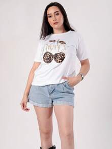 Blusa Blanca con Estampado de Cereza Animal Print – Camiseta Casual Juvenil con Diseño Chic - Blanco - Ver 1