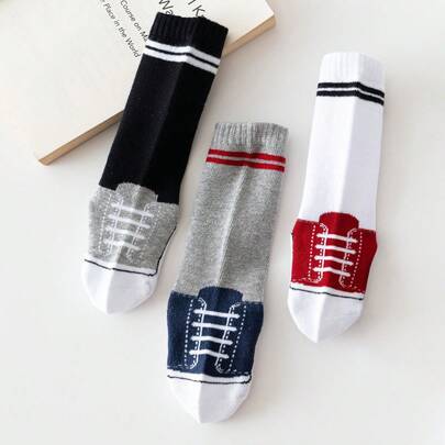 3 أزواج جوارب طويلة للأطفال مزينة بتصميم أحذية كرتونية ثلاثية الأبعاد جذابة