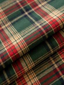 1pc Christmas Green Tablecloth, Tassel Fringe, Retro Green Plaid, Brushed Woven Fabric, Rectangular, Washable, Suitable For Coffee Table, Bedside Cabinet, Autumn/Winter Dining Table Decor, Suitable For Home, Kitchen, Party, Holiday, Christmas, New Year Decoration