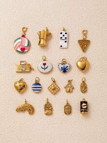 1 pezzo di ciondolo in zirconia a forma di cuore, macchina fotografica, pallavolo, pizza, cola, caffettiera, fiore, può essere utilizzato per realizzare collane, braccialetti, orecchini, catene per borse, portachiavi, ecc. Materiale in acciaio inossidabile placcato in oro 18K, ornamenti a forma di charm, perline decorative, accessori gioielleria da donna, accessori fai-da-te, accessori portachiavi, accessori in acciaio inossidabile, ciondoli in acciaio inossidabile, ecc.