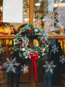 4/10pcs White Christmas Snowflake Decorations, Elegant Hanging Christmas Tree Ornaments, Plastic Glitter Snowflakes, Christmas Winter Wonderland Holiday New Year Party Home Decor, Perfect For Holiday Tree Decorations, Christmas Decorations, Christmas And New Year Celebrations Room Decor