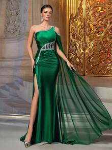 VIPGIRL New Arrival Green One-Shoulder Elegant Formal Dress, High-End Design Evening Gown - Green - View 6