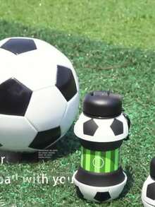 1 pièce Gourde pliable grande capacité de 550 ml, gourde en silicone portable, forme de ballon de football, convient aux femmes, grande capacité, apparence attrayante, shaker, marquages horaires, bouteille en verre pour jus, bouteille d'eau, convient pour les voyages, l'extérieur, le camping, bouteille d'eau transparente portable, tasse paille d'été, gourde de sport et fitness extérieur, gourde d'eau portable pour étudiant, gourde de rentrée scolaire