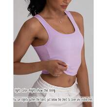 Camiseta de mujer de costilla con acolchado, top de entrenamiento de cuello cuadrado, top corto ajustado, camiseta básica de tirantes - Orquídea púrpura - Ver 4