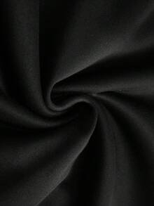 Nueva sudadera con capucha de moda para hombres con un diseño de coche genial, perfecta para uso diario casual. Tiene un cordón ajustable, forro de felpa y gráficos de personajes únicos con impresiones de letras en inglés, junto con un bolsillo canguro frontal. - Negro - Ver 6