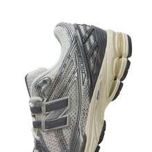 New Balance M1906RFS-D Casual Low-Top Lightweight Sneakers, Suitable For Men And Women, Urban Commuting - Gray Silver - View 7