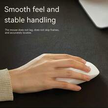 1 peça de protetor de mesa com proteção para os olhos. Pode ser usado como um protetor de escritório, mouse pad grande, protetor de mesa para laptop, bloco de escrita à prova d'água para escritório e casa, e protetor de mesa para alunos do ensino fundamental e médio. É resistente à água, óleo e manchas, resistente ao desgaste e possui um design moderno, tornando-o perfeito para decoração de casa e presentes de Natal.