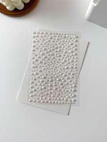 1 قطعة ملصقات لؤلؤية لاصقة ذاتيًا، ملصقات لؤلؤية لاصقة ذاتيًا للشعر والمكياج والباروكات وأعياد الميلاد والأعياد والأيام العادية ملصقات ثلاثية الأبعاد، ملصقات زخرفية لاصقة ذاتيًا للربيع والصيف والخريف والشتاء، طقم تصفيف الشعر، لمستلزمات السفر الجمالية لصالون الحلاقة، أدوات تصفيف الشعر وملحقات الشعر - أبيض - مشاهدة 3