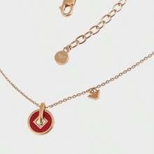 1 Pc Stylish & Retro-Style Red Copper Collarbone Chain 925 Silver Pendant Necklace For Women, A Personalized EMPORIO ARMANI Stainless Steel Rose Gold Necklace. Suitable For Individual Wear, Daily Use, And Shirt Matching. The Ideal Gift Choice