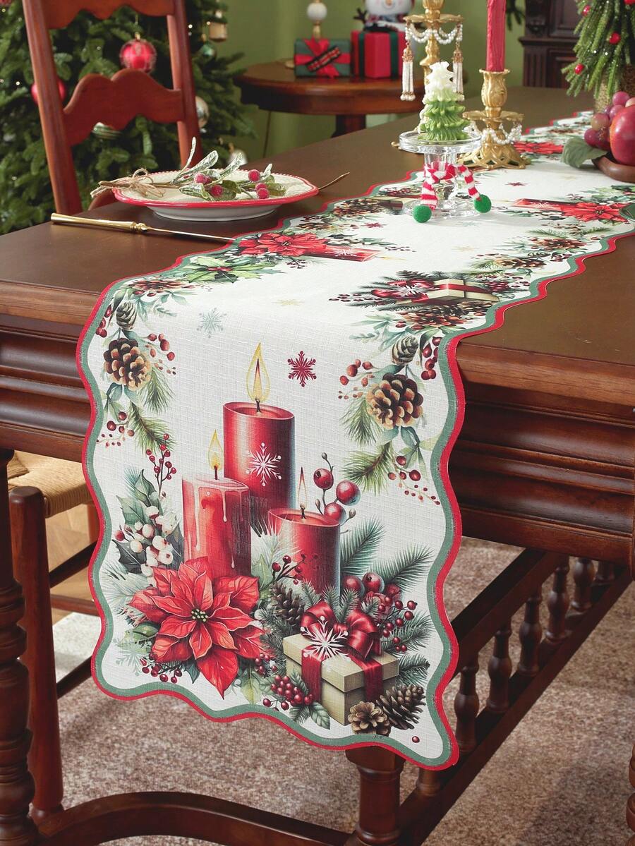 ABEST6522 Home&Living store مفرش طاولة من البوليستر 100% بحافة متموجة لعيد الميلاد، طباعة شمعة حمراء ومخروط صنوبر، نمط صندوق هدايا توت الشتاء، ديكور عيد الميلاد للعطلات لطاولة الطعام والمطبخ وحفلة عيد الميلاد، ديكور منزلي بأسلوب المزرعة
