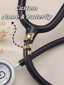 Personalisierter Schmetterling Stethoskop Namensschild, 18K Gold Stethoskop Charm, Stethoskop ID Schild, Stethoskop individueller Namensschild mit Schmetterling, Stethoskop Charm, Geschenk für Krankenschwester, Arzt, Abschluss, Medizinstudenten, Arzt, Krankenschwester Geschenk, Halloween Schmuck - Schmetterling - Übersicht 2