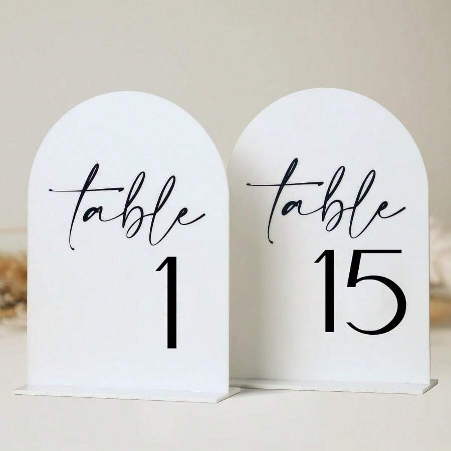 Números de mesa de boda con arco blanco del 1 al 15 con soportes, señales de acrílico arqueadas de 5x7 pulgadas y soportes, números de mesa con arco blanco para centro de mesa de recepción de boda, fiesta, aniversario y evento - Blanco con fuente negra - Ver 1