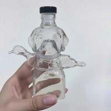 1pc Creative Dog Biting Duck Shaped Outdoor Portable Wine Bottle, Small Dog Wine Decanter, Home Glass Decoration, Christmas/Friend Gift, Suitable For Bar And Home Gathering - Unique Gift Idea, Travel Beverage Container, Elegant Art Wine Accessory