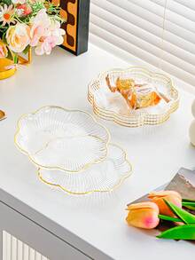 4/6pcs Plastic Snack Plates, Dessert Plates, Nordic Maple Leaf Shaped Plates, Compact & Delicate, Thick & Durable, Gold Rim, Finely Polished, Bone Dish, Snack Plate, Restaurant Plate, Home Fruit Plate - Multicolor - View 9