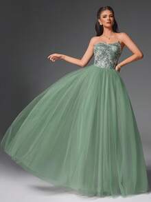 VIPGIRL New Green Strapless Sequin Contrast Mesh Elegant High-End Design Women's Formal Evening Gown - Green - View 8