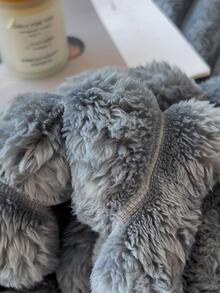 1pc Warm Ultra-Soft Striped Throw Blanket - Machine Washable Polyester,Best For Spring&Autumn,Allergy-Friendly, All-Season Cozy Comfort For Couch, Bed, Or Gift - Mixed Colors, Throw Blanket For Couch, Neutral Home Decor, Hypoallergenic Material,Autumn Decor,Winter Decor,Room Decor,Back To School