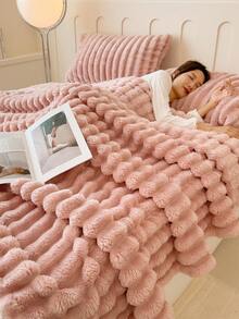 1 chiếc chăn kẻ sọc siêu mềm, dày và ấm - Polyester có thể giặt bằng máy, không gây dị ứng, thoải mái ấm cúng cho mọi mùa khi dùng trên ghế sofa, giường hoặc làm quà tặng - Nhiều màu sắc, chăn đắp cho ghế sofa, đồ trang trí nhà trung tính, chất liệu không gây dị ứng, đồ trang trí mùa thu, đồ trang trí mùa đông, đồ trang trí phòng, trở lại trường - Hồng - Xem 7