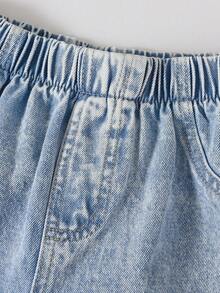 1件女童休闲Y2K风格蝴蝶印花水洗浅蓝色牛仔裤，舒适日常穿着，春夏秋季皆宜 - 淺色水洗藍 - 查看 3