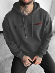 男士休闲波士顿印花宽松口袋连帽卫衣，秋冬季舒适运动服之选，长袖上衣 - 深灰色 - 查看 4